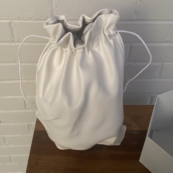 NEW in the box! T3 AIRE 360 blowout kit - Picture 6 of 8